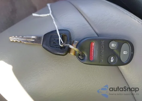 2000 Honda Accord 3.0 Ex from USA, damaged, VIN 1HGCG1656YA084334